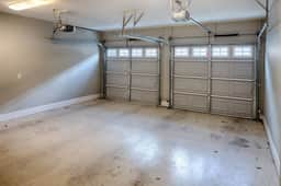 Liberty Street Redbrick Carriage House - Image 3