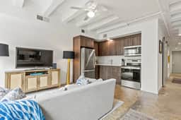 State Street Retreat - Image 4