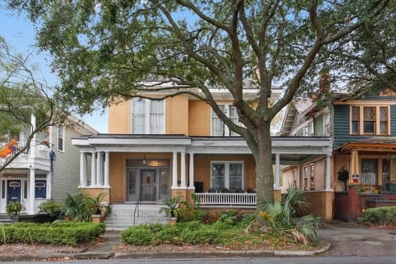 Big Yellow Brick House - Victorian District - Image 2