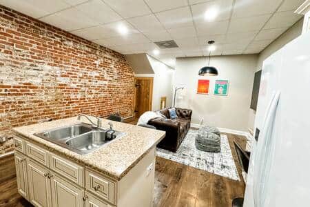 East Waldburg Cottage - Image 3