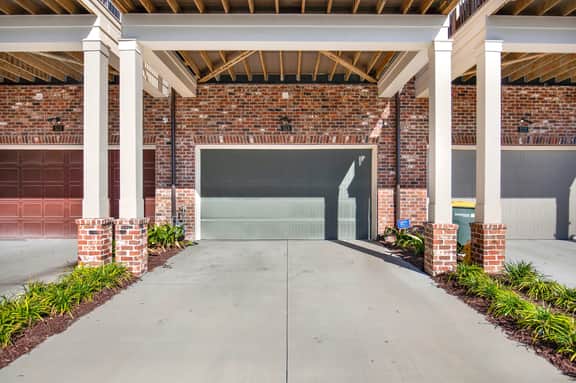 Eastern Wharf Luxury Townhome - Image 3