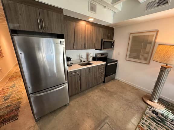 Wright Square Condo - Image 5