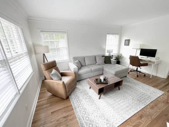 Ardsley Upscale Living Unit #4 - Image 2