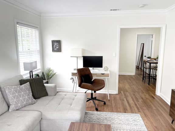 Ardsley Upscale Living Unit #4 - Image 3