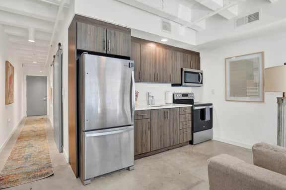 Wright Square Condo - Image 4
